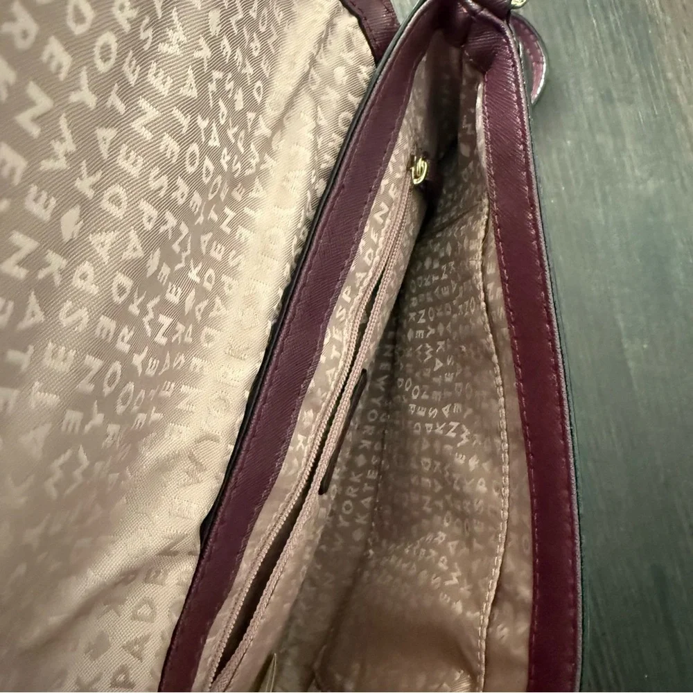 NWOT Elegant Burgundy Plum Shoulder Crossbody Bag handbag Size M